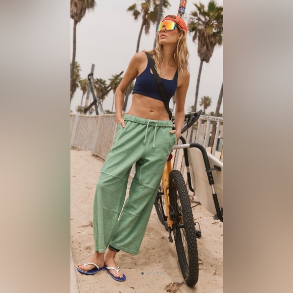 FP Movement by Free People Pants - NWT Free People Movement S Score Board Pants in Field Goal Green New Cotton $98